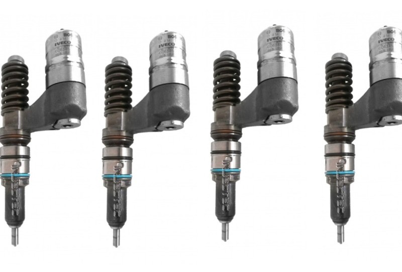 Bosch juego de 4 inyectores 0986441020